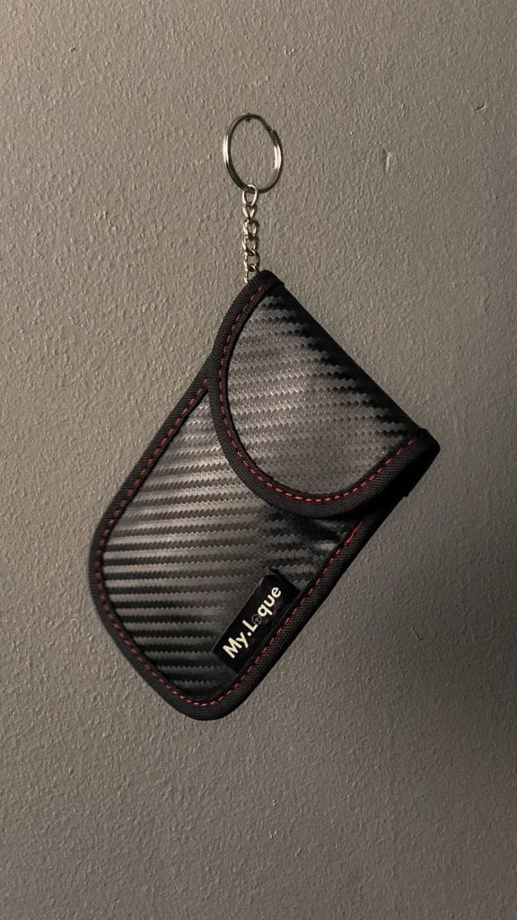 Faraday pouch for car keys by My.Loque