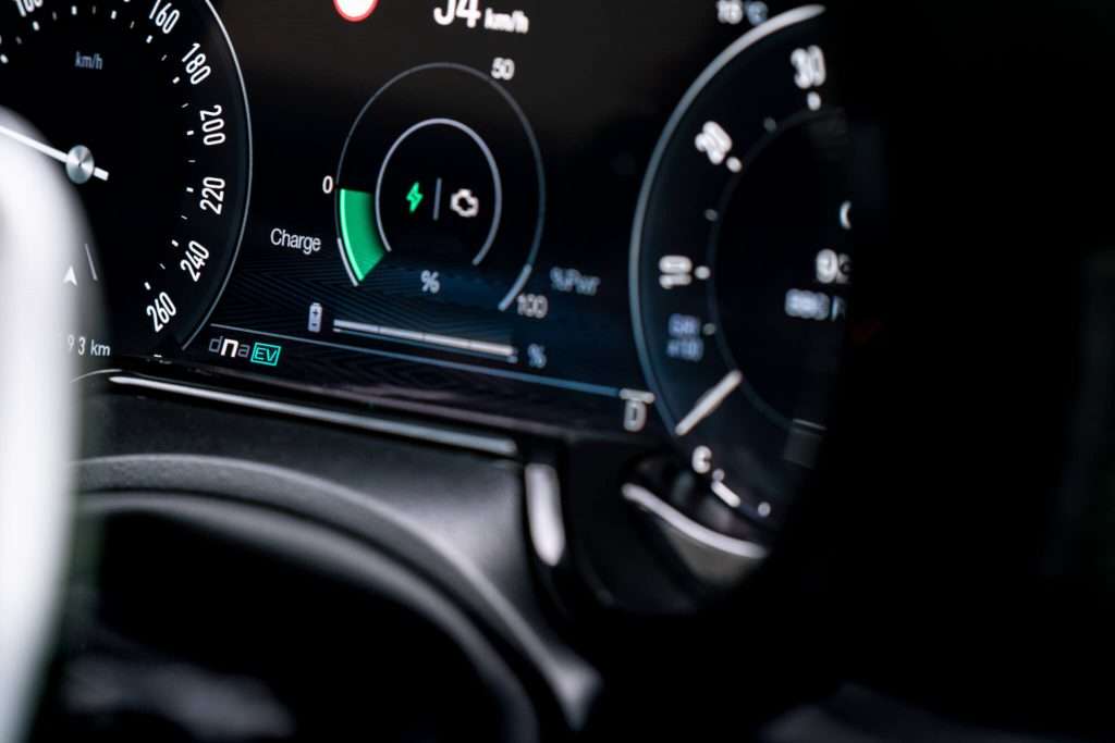 Alfa Romeo Tonale digital display