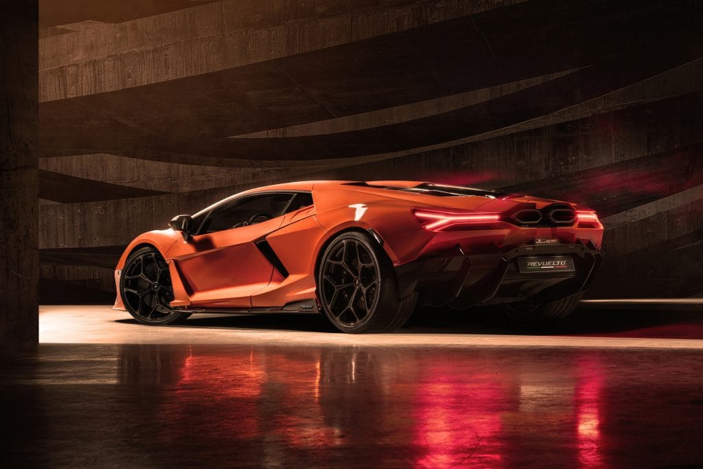 Lamborghini Revuelto rear