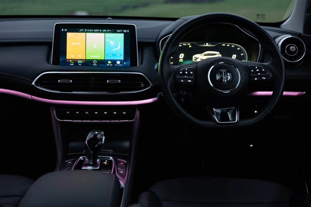 MG HS Trophy interior