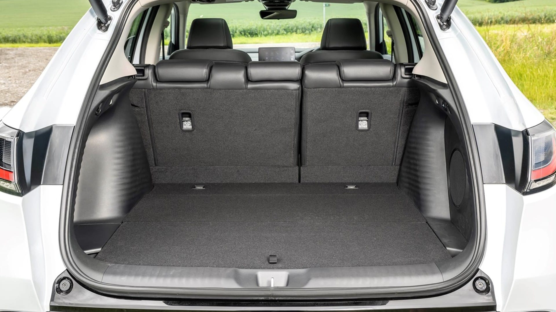 Honda ZR-V boot space