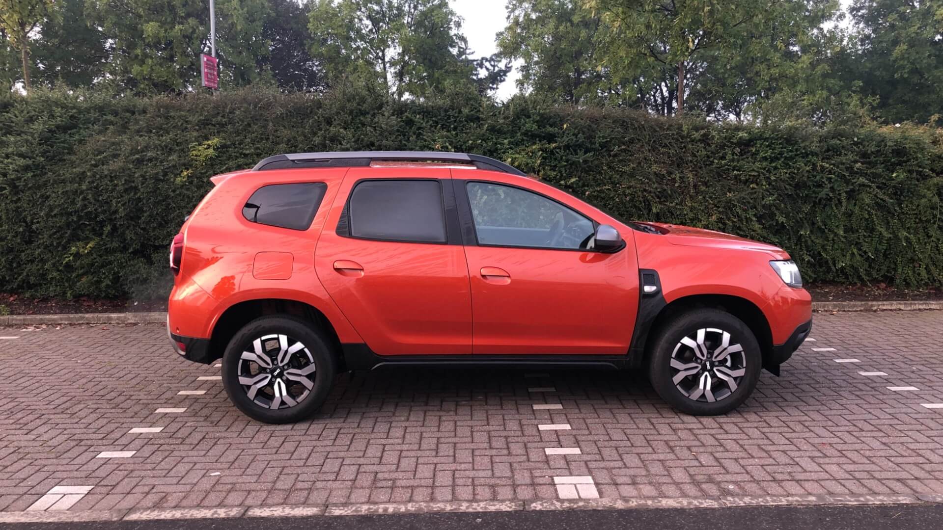 Dacia Duster Arizona Orange