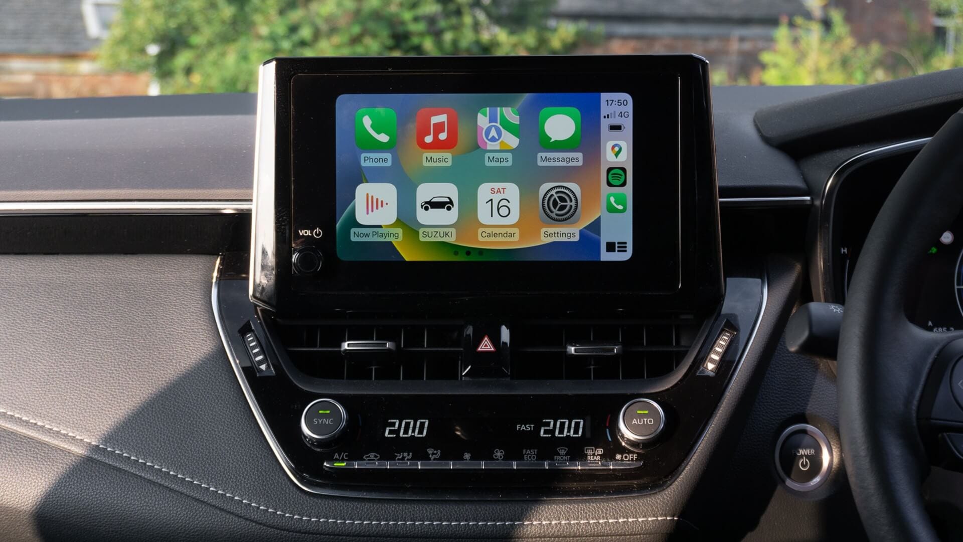Suzuki Swace infotainment touchscreen