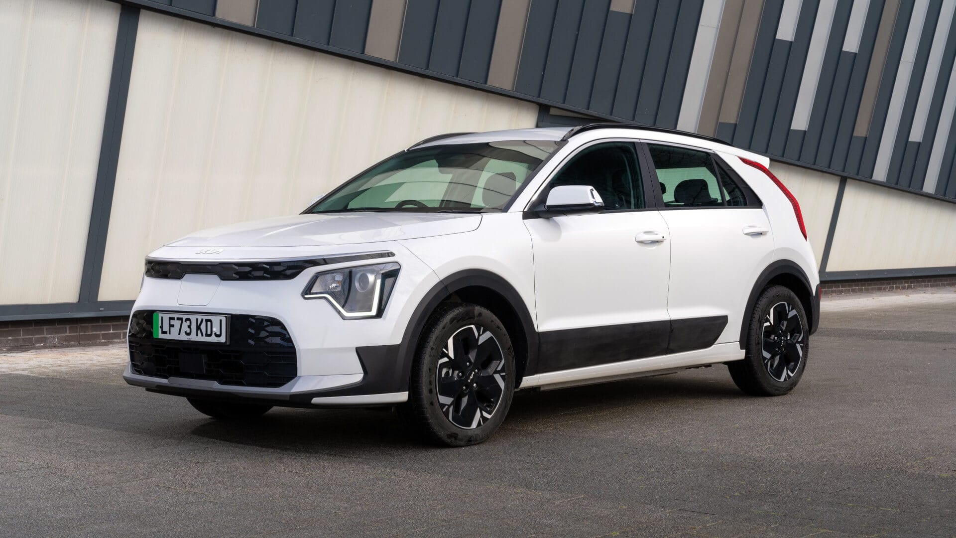 front quarter view of White Kia Niro EV 2 parked