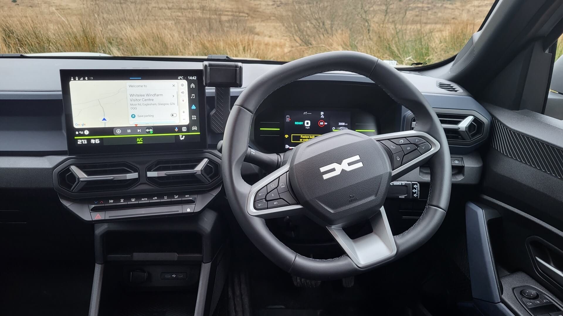 dashboard of the 2025 Dacia Duster Journey