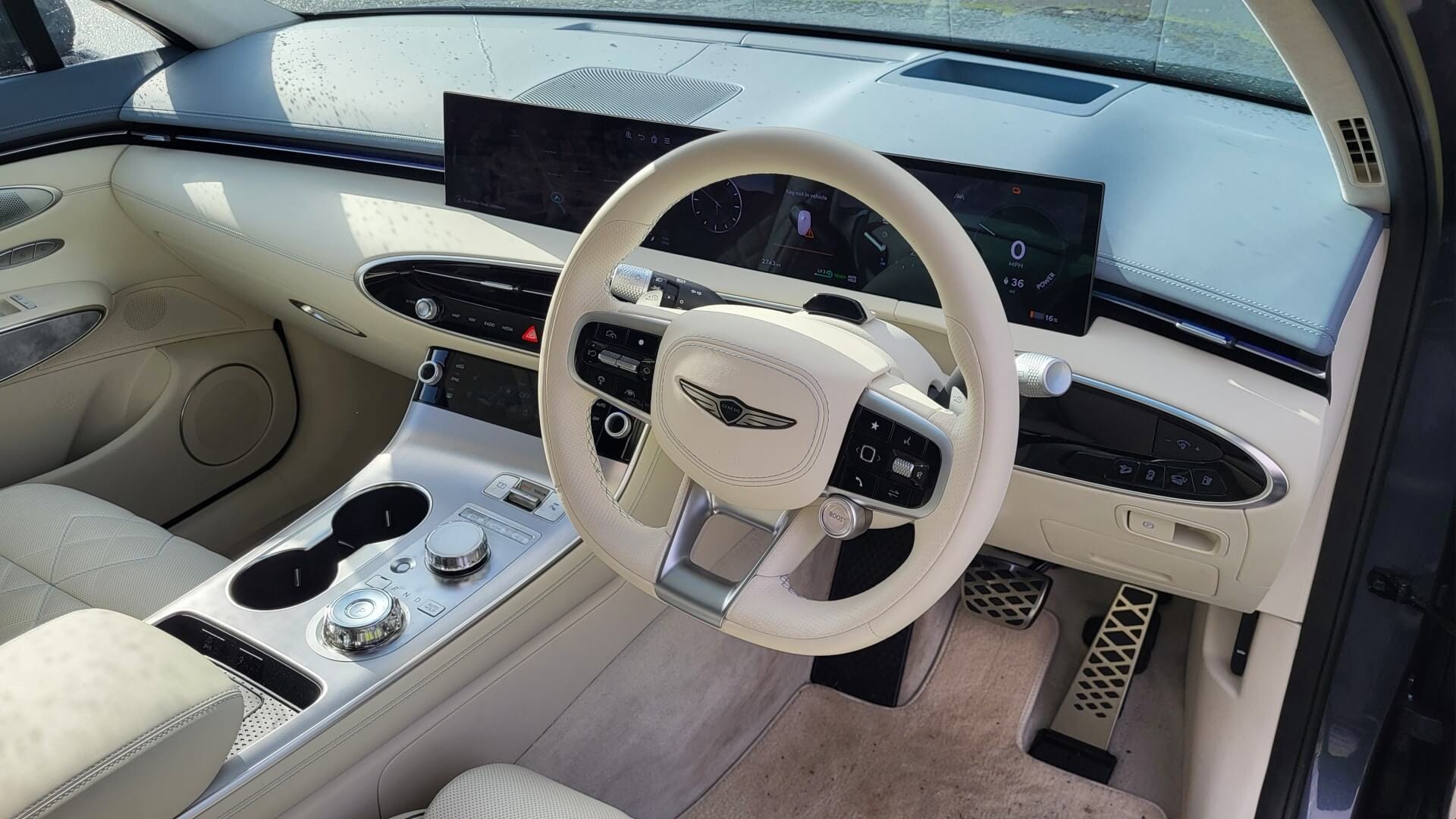 Genesis GV70 interior.