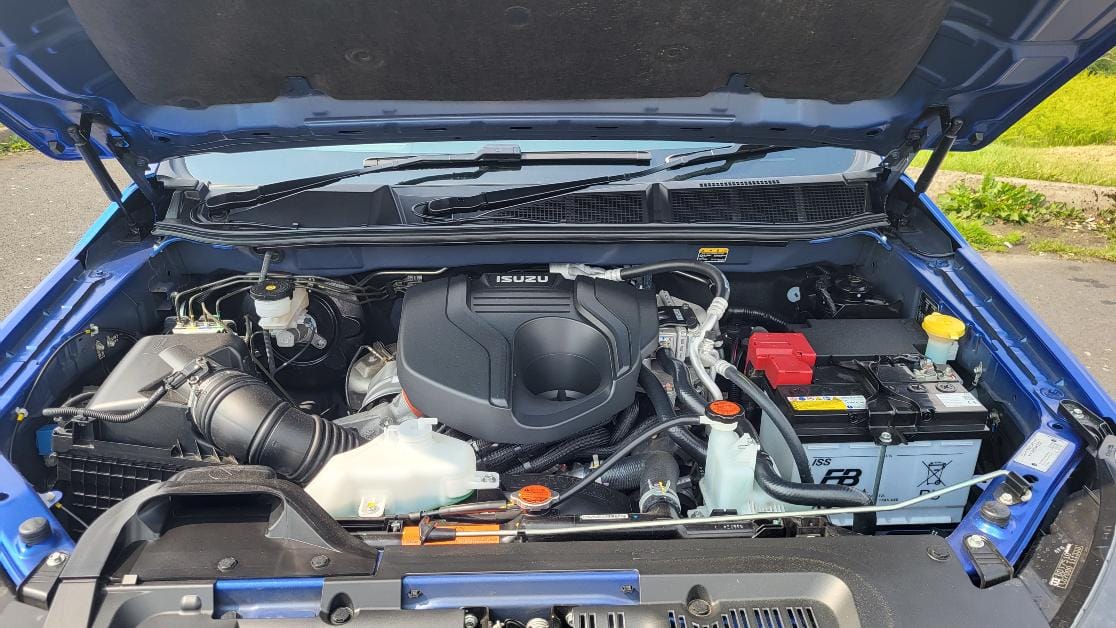 2026 Isuzu D-Max engine bay.