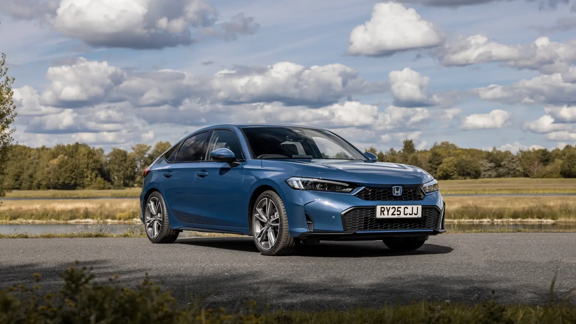 Photo of the Honda Civic hybrid.