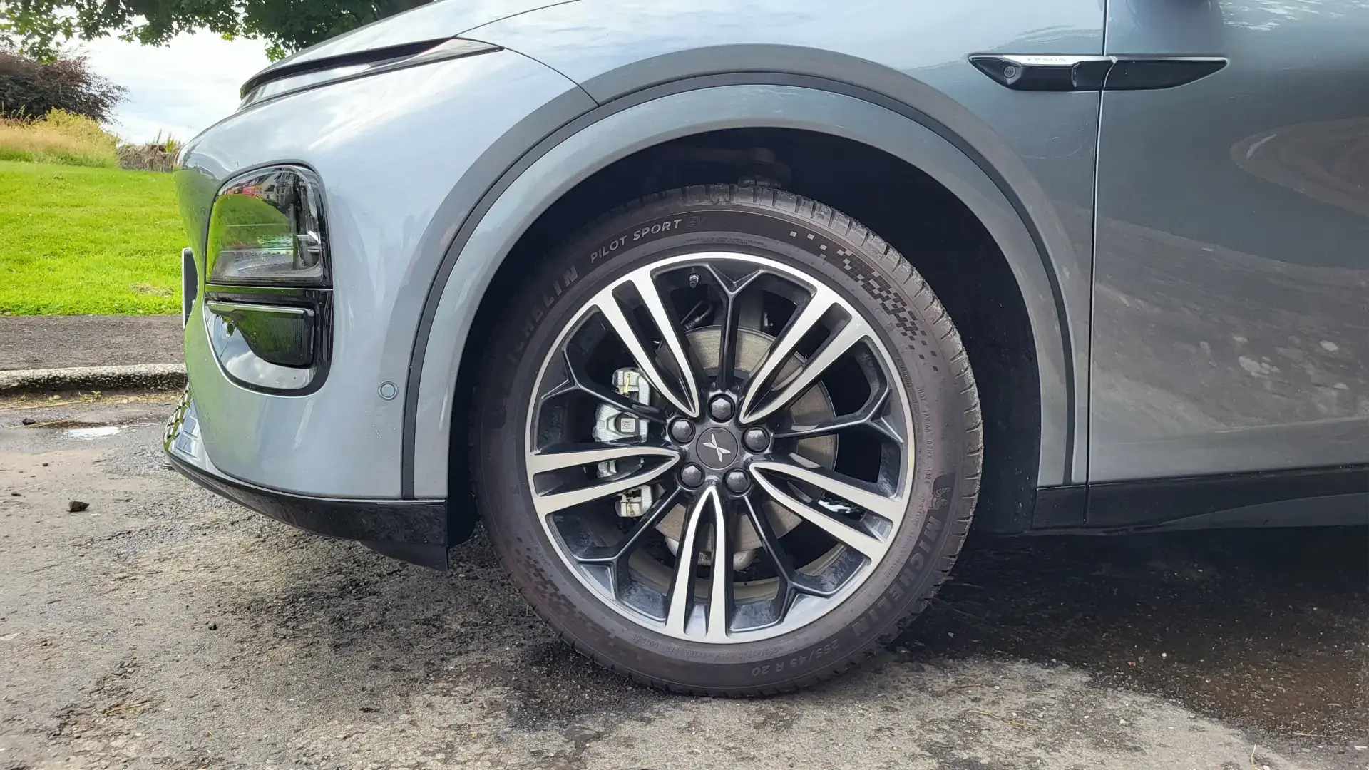 XPENG G6 alloys